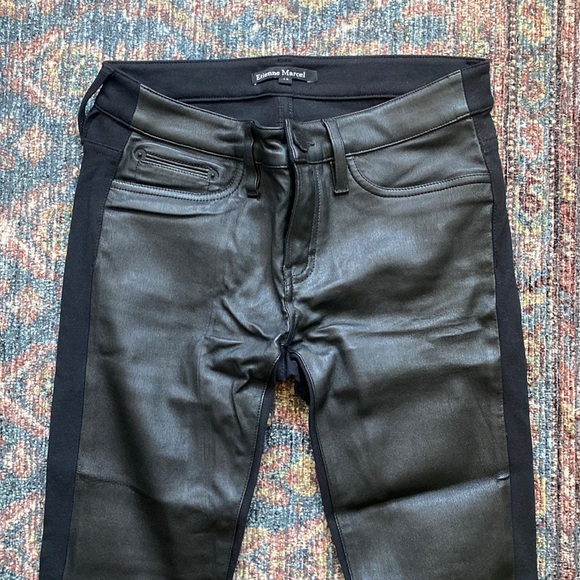 Leather Leggings - Picture 1 of 6